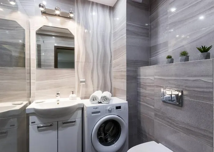 New Old Town - 54m2 - 6 Beds - New Bulding - Lift Appartement