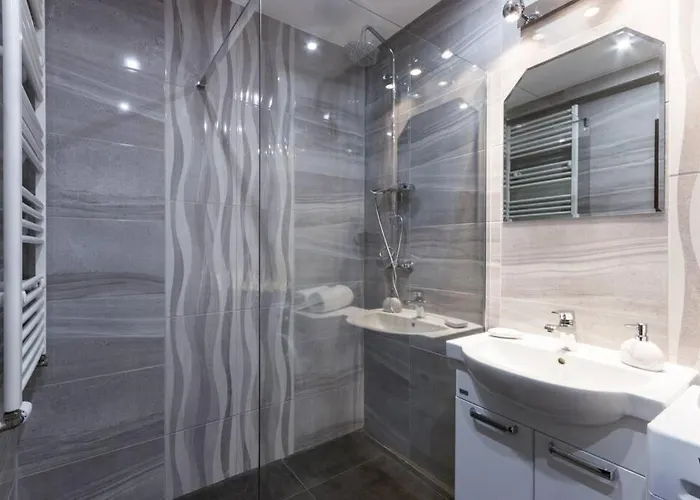 Appartement New Old Town - 54m2 - 6 Beds - New Bulding - Lift