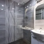 Διαμέρισμα New Old Town - 54m2 - 6 Beds - New Bulding - Lift