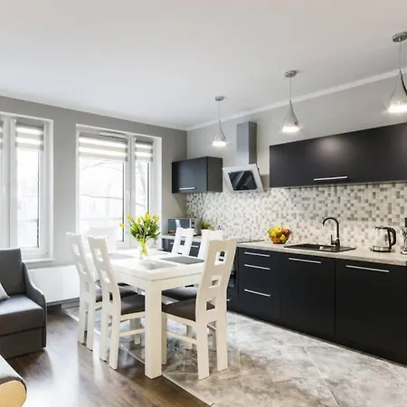 New Old Town - 54m2 - 6 Beds - New Bulding - Lift Daire *