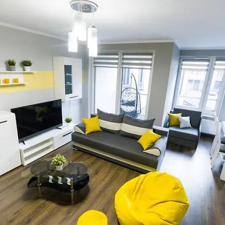 Apartment New Old Town - 54m2 - 6 Beds - New Bulding - Lift Wroclaw