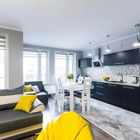 New Old Town - 54m2 - 6 Beds - New Bulding - Lift Wroclaw