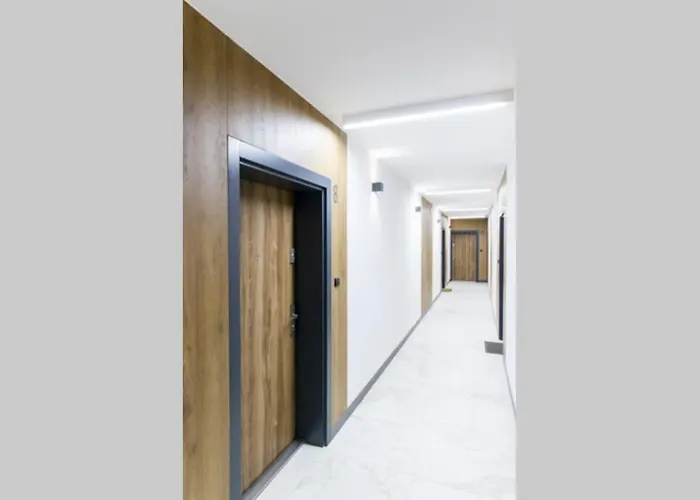 New Old Town - 54m2 - 6 Beds - New Bulding - Lift Wrocław